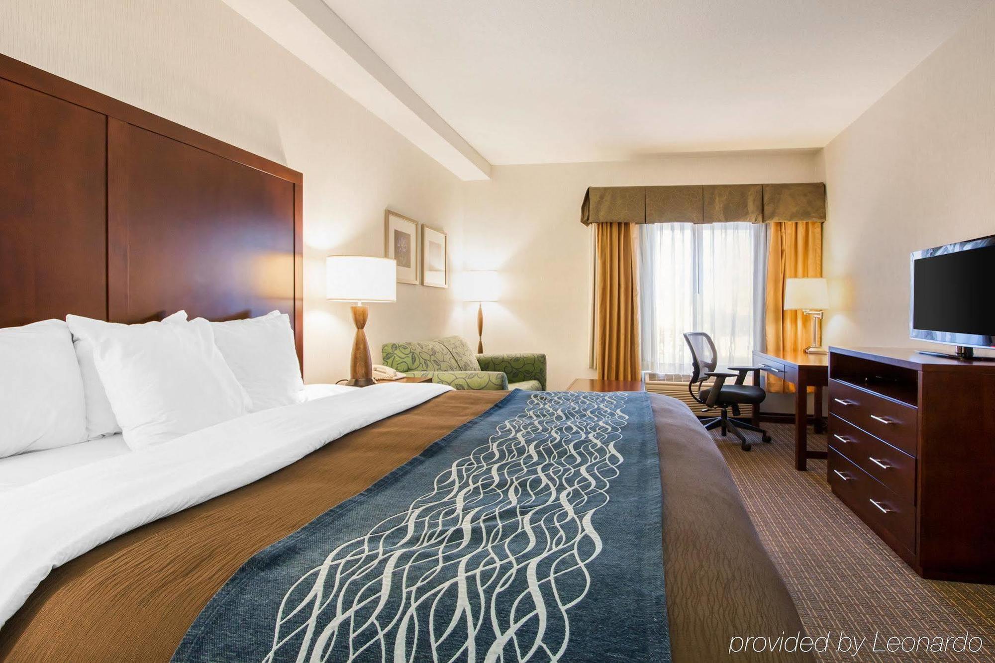 Comfort Inn & Suites-Portland Airport Exterior foto